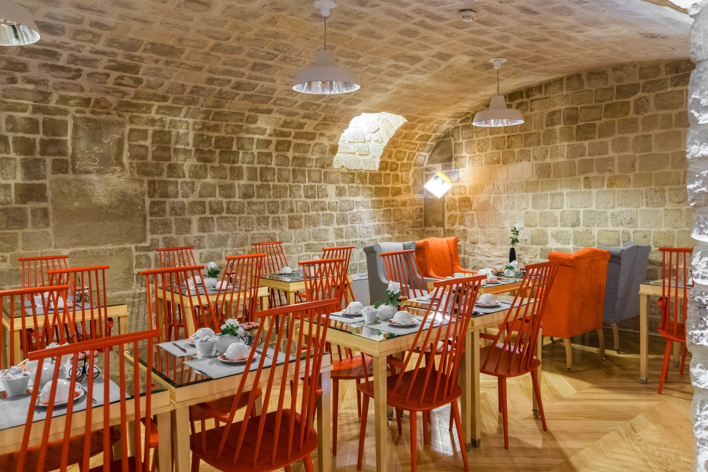 Lorette - Astotel Hotel